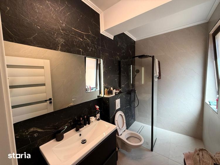 Casă cu 4 camere cu Teren 400 Mp în Ghencea