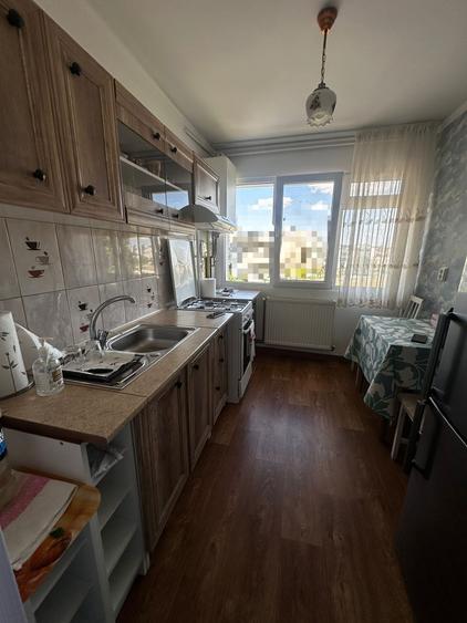 Apartament cu 2 camere semidecomandat, mobilat în Podu Roș - 4