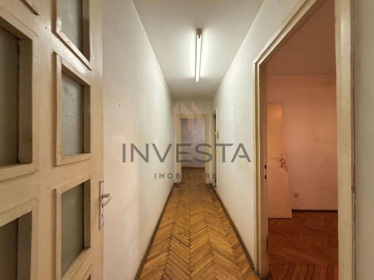 Apartament cu 3 camere semidecomandat în Gheorgheni