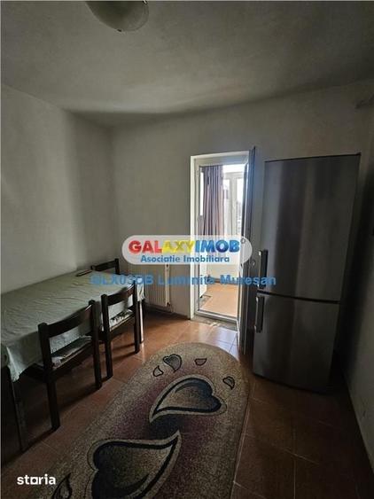 Apartament cu 2 camere decomandat în Micro 12