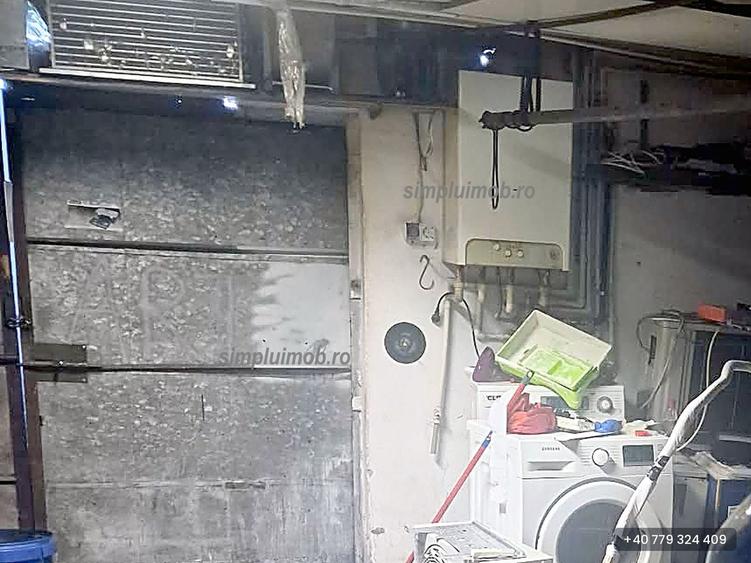 Casă individuală cu 9 camere cu Canalizare în Ferentari
