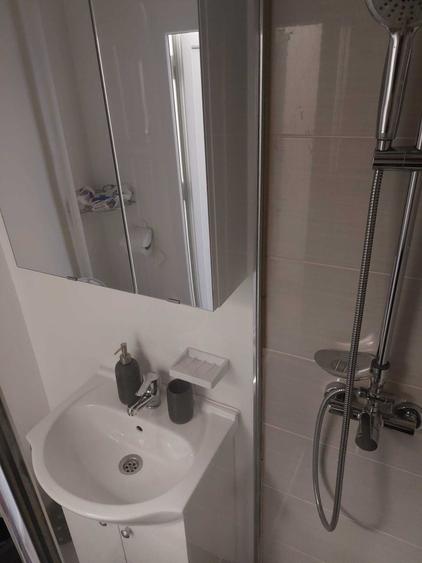 Apartament cu 2 camere nedecomandat în Valea Rosie