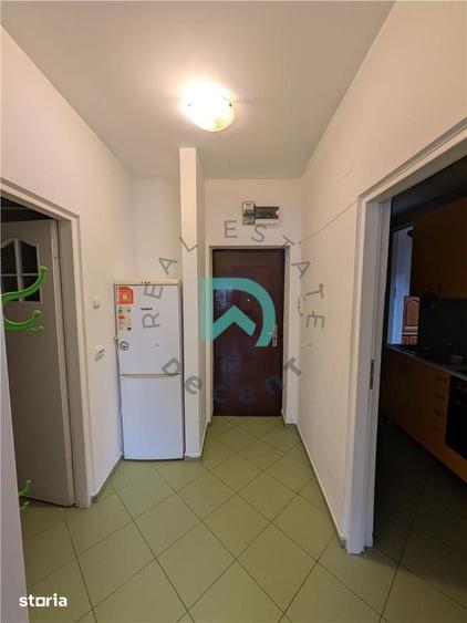 Apartament cu 3 camere decomandat în Valea Cetății
