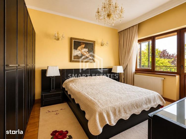 Casă cu 4 camere în Roșu
