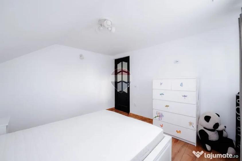 Casă cu 5 camere cu Teren 1800 Mp în Udeni-Zăvoi