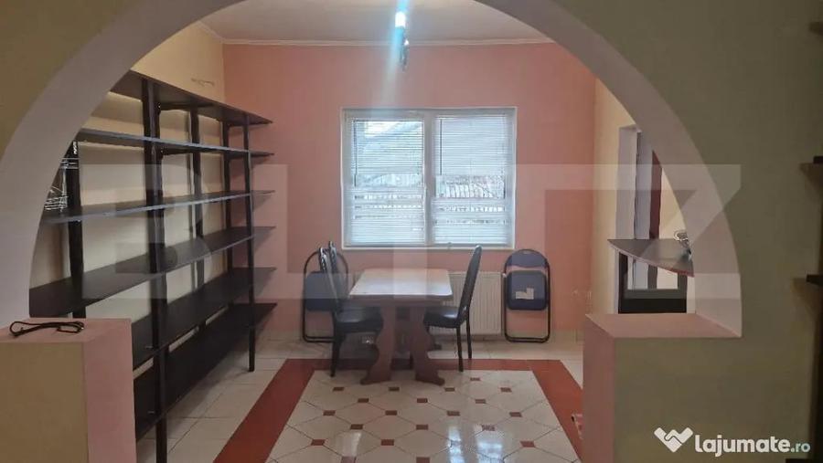 Casă cu 7 camere cu Teren 517 Mp în Lucian Blaga