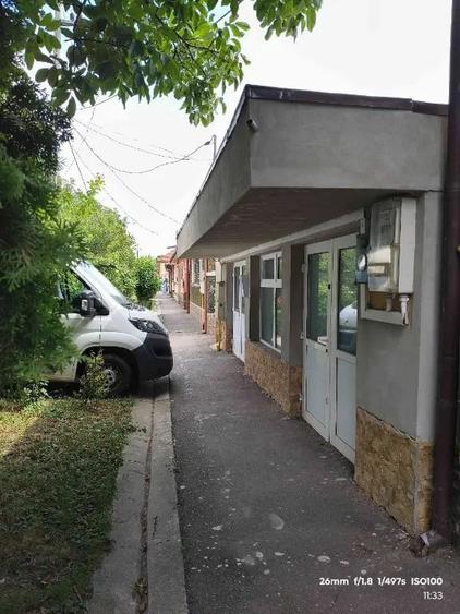 Spațiu comercial, de 80 mp, în Central
