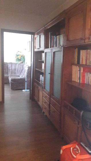 Apartament cu 3 camere decomandat în Exterior Vest