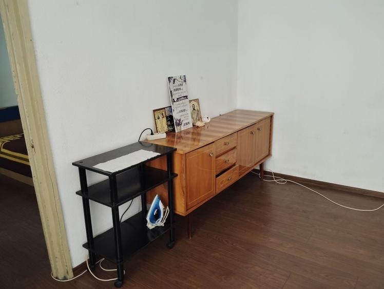 Apartament cu 2 camere semidecomandat în Schiau