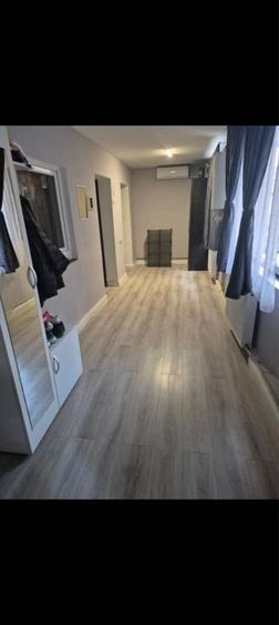 Casă cu 3 camere în Central