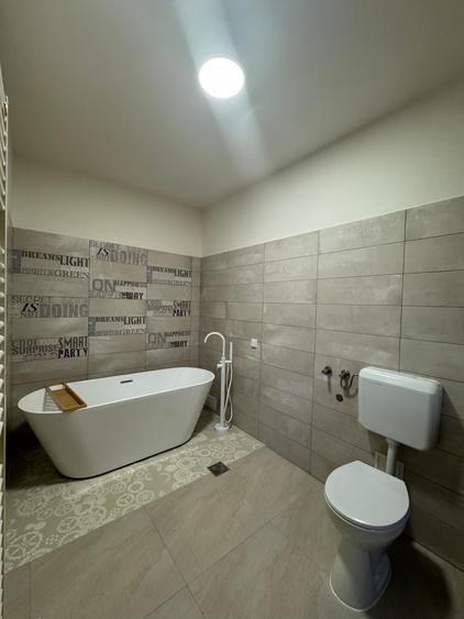 Apartament cu 3 camere decomandat în Herăstrău