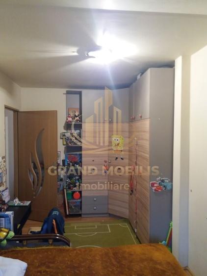 Apartament cu 2 camere decomandat, mobilat în Șagului
