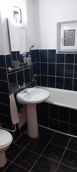 Apartament cu 2 camere decomandat în Exterior Vest