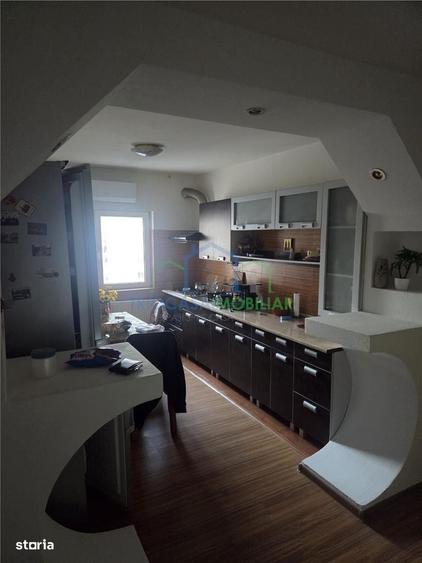 Apartament cu 3 camere în Central