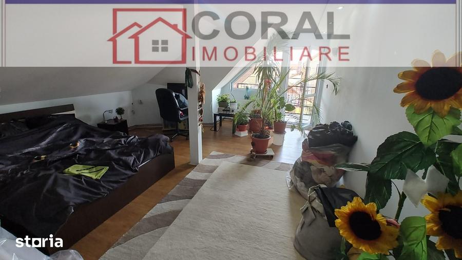 Casă cu 5 camere cu Teren 329 Mp în Decebal