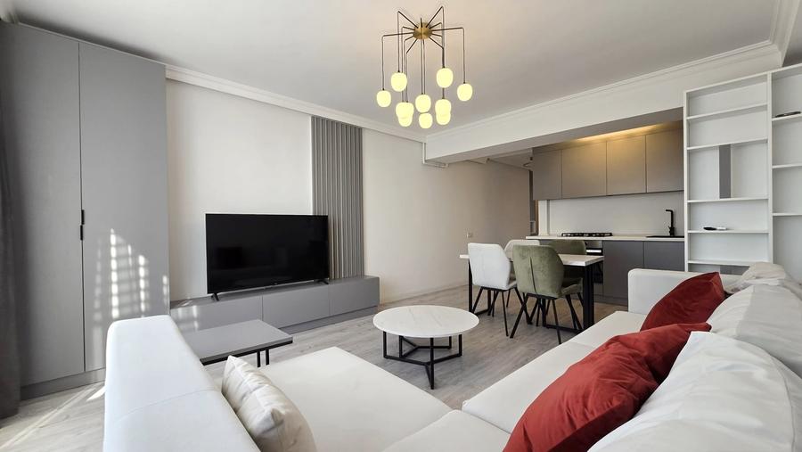 Apartament cu 3 camere decomandat în Iancu Nicolae