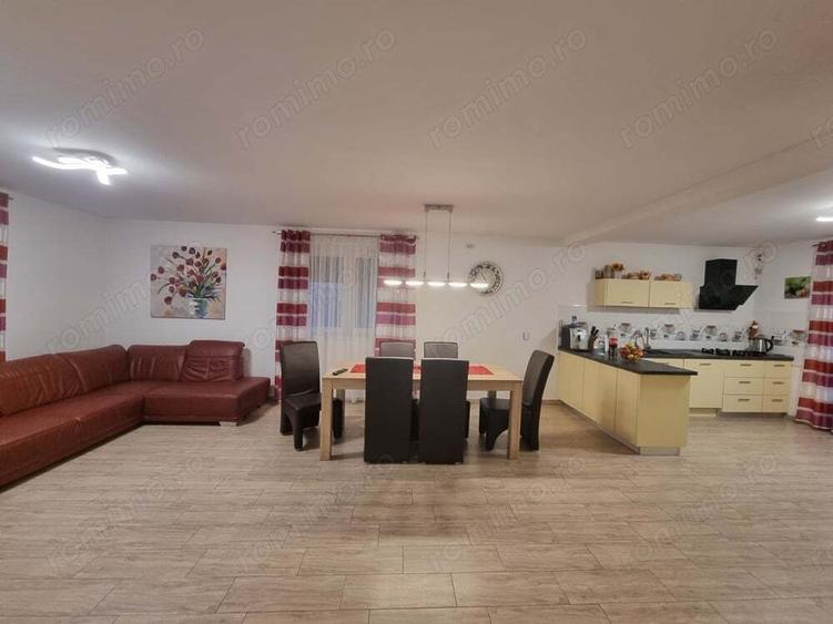 Casă cu 5 camere cu Teren 511 Mp în Ghiroda