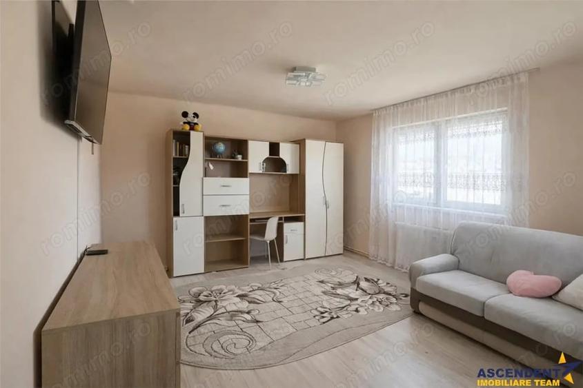 Casă cu 3 camere cu Teren 400 Mp în Brâncovenești