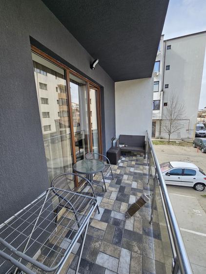 Apartament cu 2 camere decomandat în Olteni