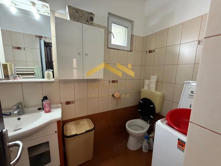 Casă cu Canalizare în Central
