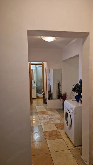 Apartament cu 4 camere decomandat în Brâncoveanu