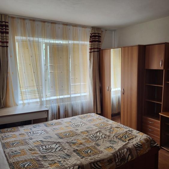 Inchieaz apartament 2 camere -zona 1 Decembrie sector 3 - 2