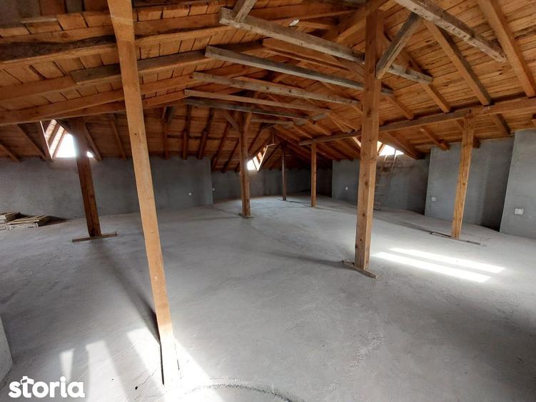 Casă cu 5 camere cu Teren 361 Mp în Micro 5
