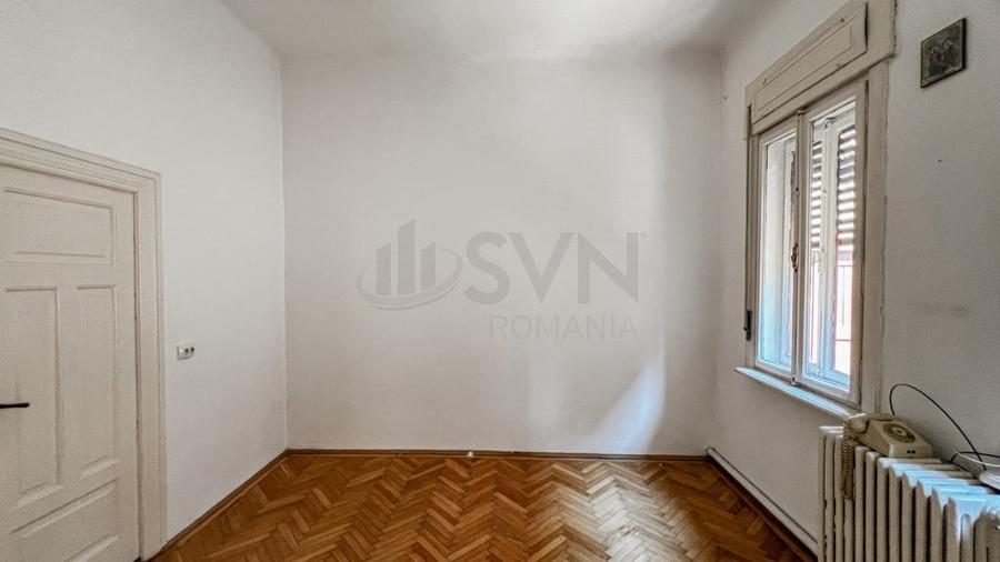 Casă individuală cu 5 camere cu Garaj în Barbu Văcărescu