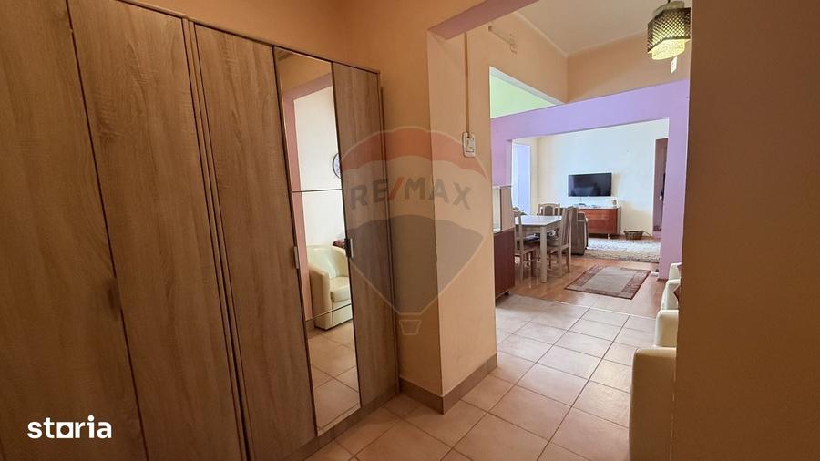 Apartament cu 2 camere semidecomandat în Depozitelor