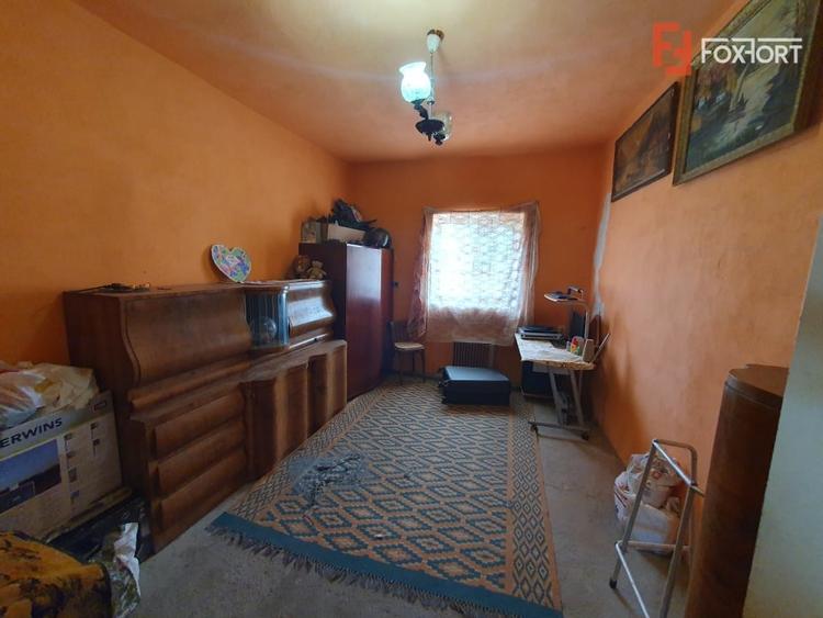Casă individuală cu 4 camere cu Teren 2208 Mp în Folea
