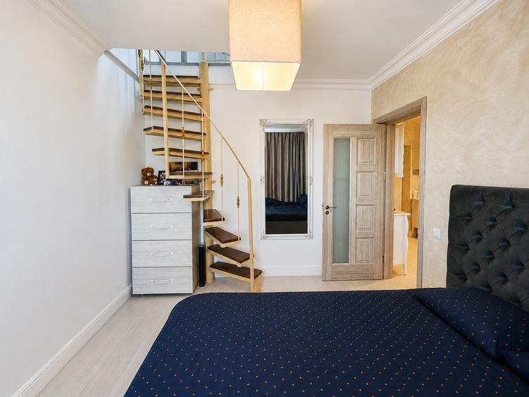 Apartament cu 3 camere, mobilat în Vest