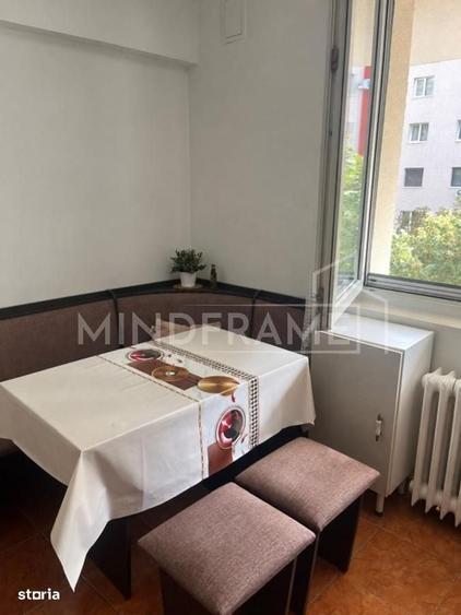 Apartament cu 2 camere decomandat în Central