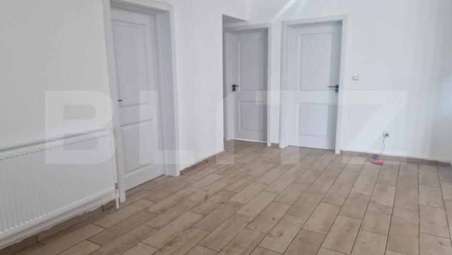 Casă individuală cu 5 camere cu Canalizare în Bod