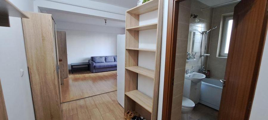 Apartament cu 2 camere decomandat în Podu Roș