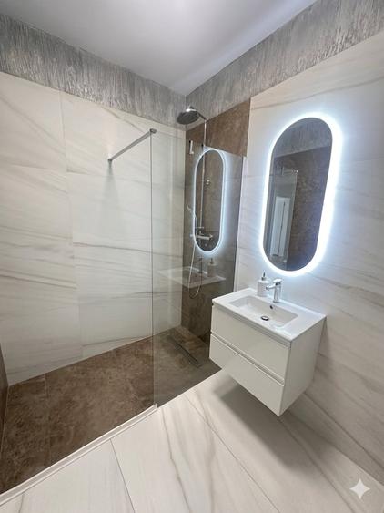 Apartament cu 3 camere în Băneasa