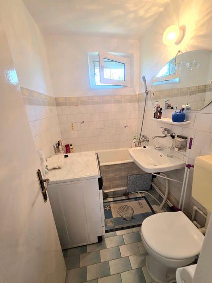 Apartament cu 2 camere semidecomandat în Hipodrom