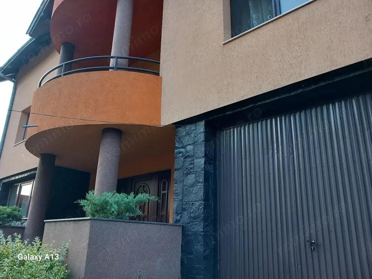Casă cu 4 camere cu Teren 355 Mp în Botizului