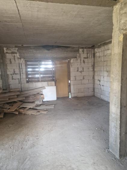Casă cu 3 camere în Petrăchioaia