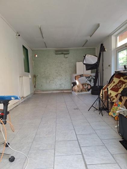Casă cu 4 camere în Valea Rosie