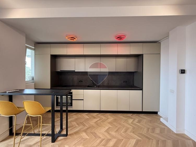 Apartament cu 2 camere decomandat, mobilat în Nord
