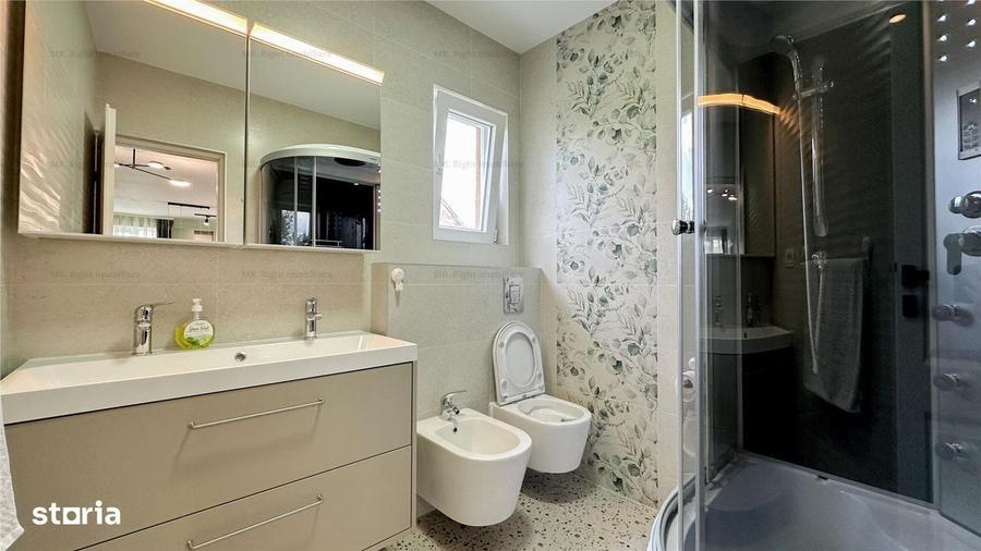 Apartament cu 4 camere în Central