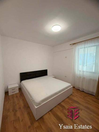 Apartament cu 2 camere decomandat în Universitate