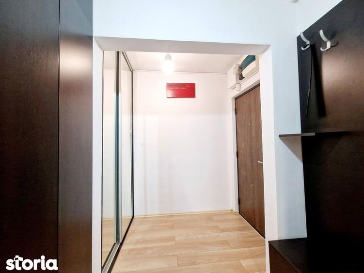 Apartament cu 3 camere decomandat, mobilat în Central