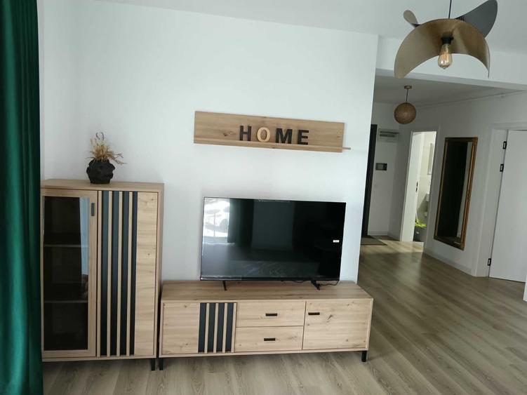 Apartament cu 2 camere decomandat în Exterior Vest