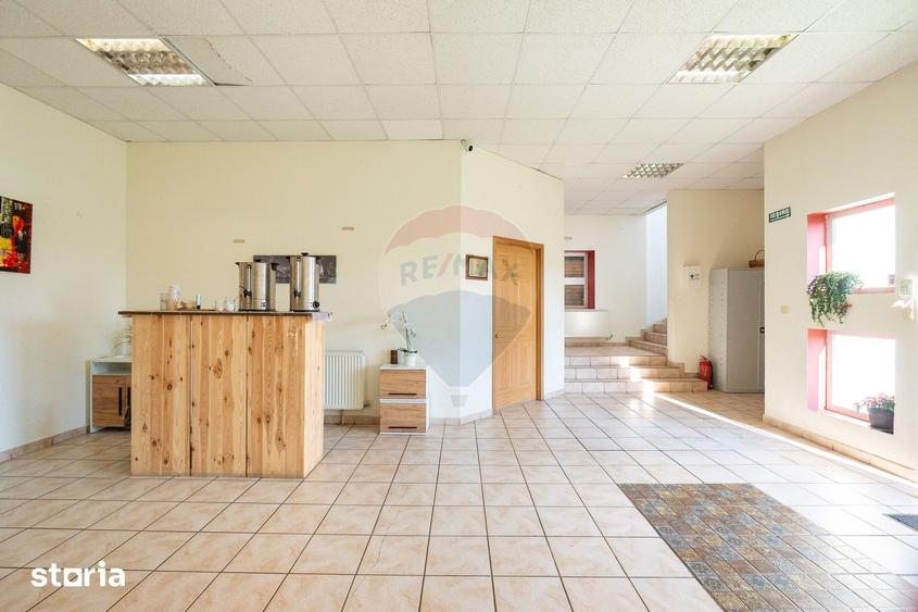 Spațiu comercial, de 350 mp, în Găvana