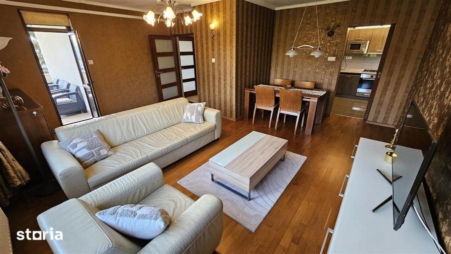 Apartament cu 4 camere în Gruia