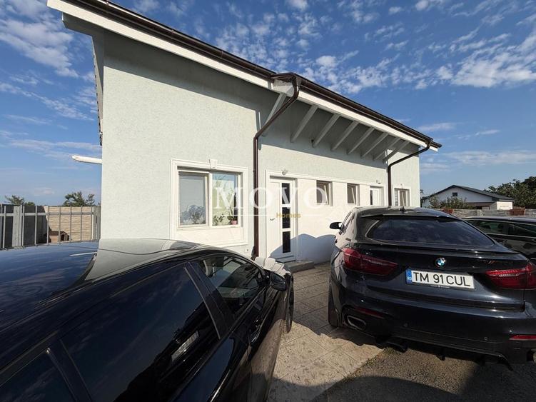 Duplex cu 3 camere cu Teren 150 Mp în Sânandrei