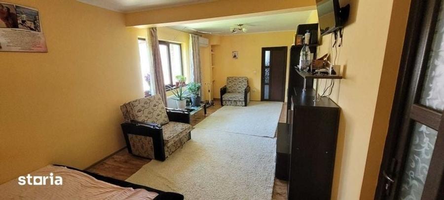 Casă cu 4 camere cu Teren 220 Mp în Osoi