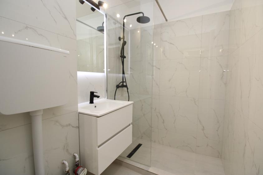 Apartament cu 2 camere semidecomandat în Drumul Taberei