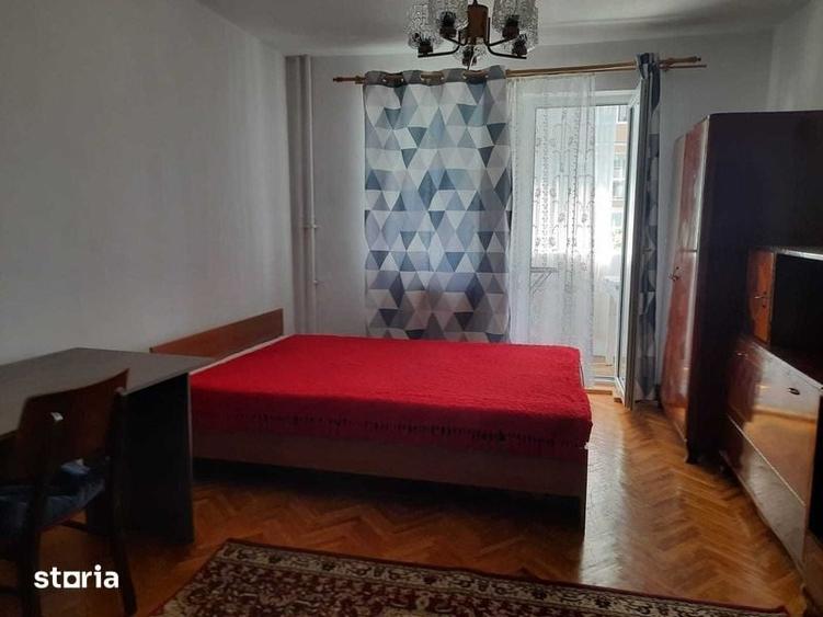 Inchiriez apartament 3 camere - 3